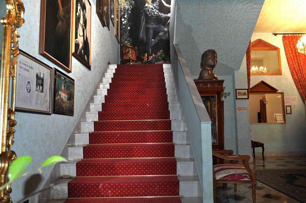 Hotel Giulietta E Romeo Casal Palocco Exterior photo