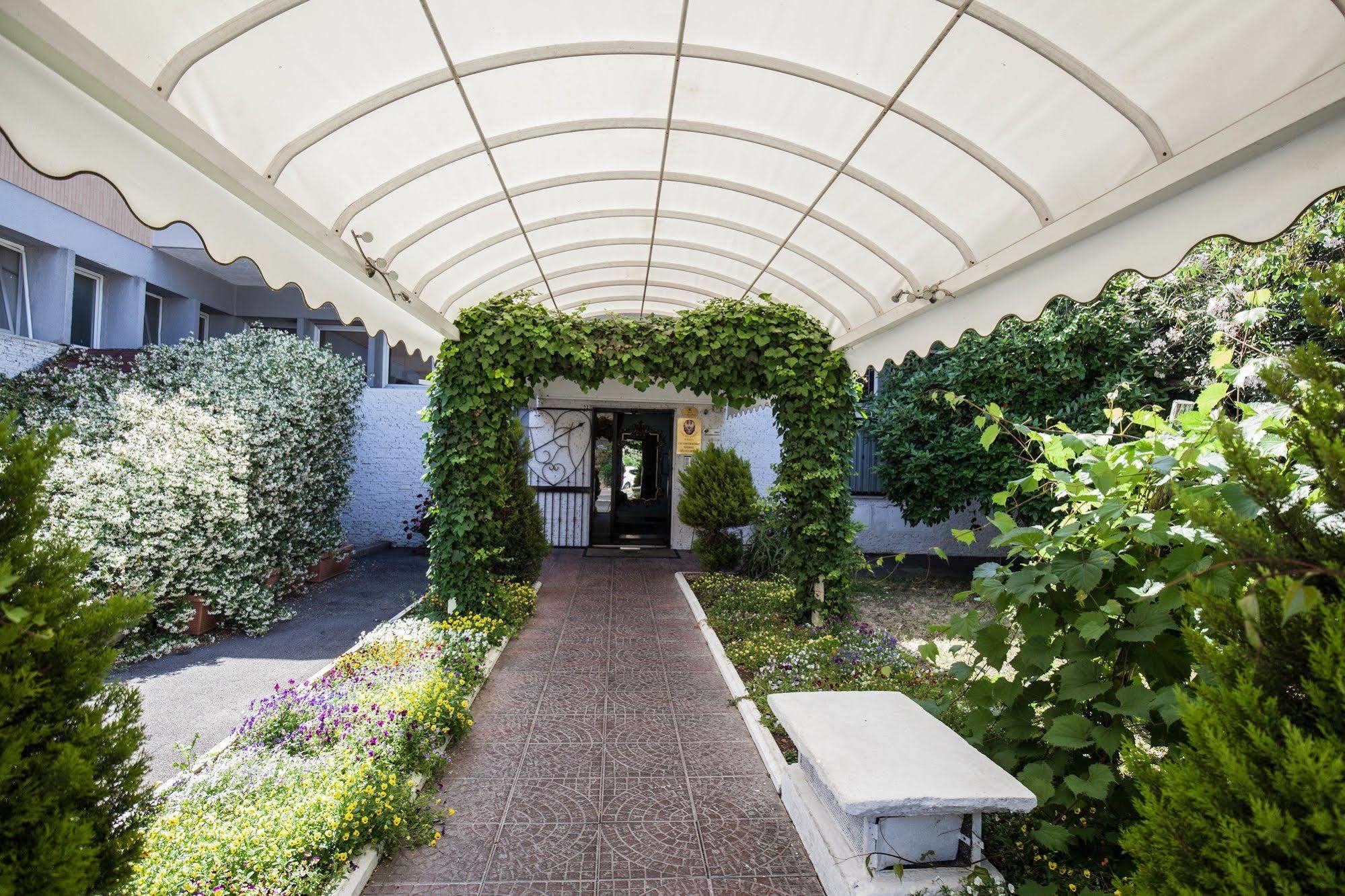 Hotel Giulietta E Romeo Casal Palocco Exterior photo