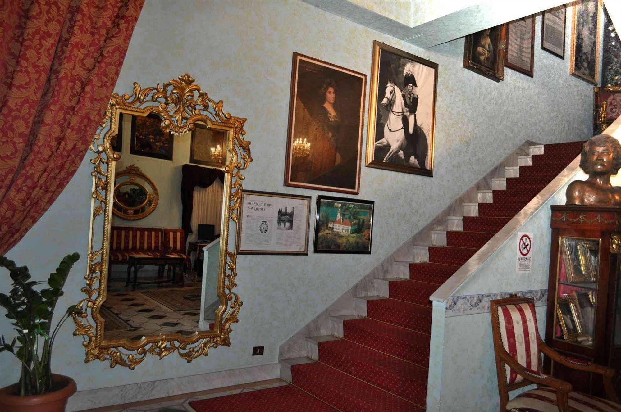 Hotel Giulietta E Romeo Casal Palocco Exterior photo